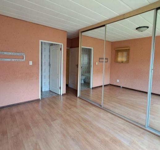 To Let 3 Bedroom Property for Rent in Dowerglen Gauteng