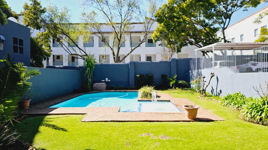 To Let 3 Bedroom Property for Rent in Sandown Gauteng