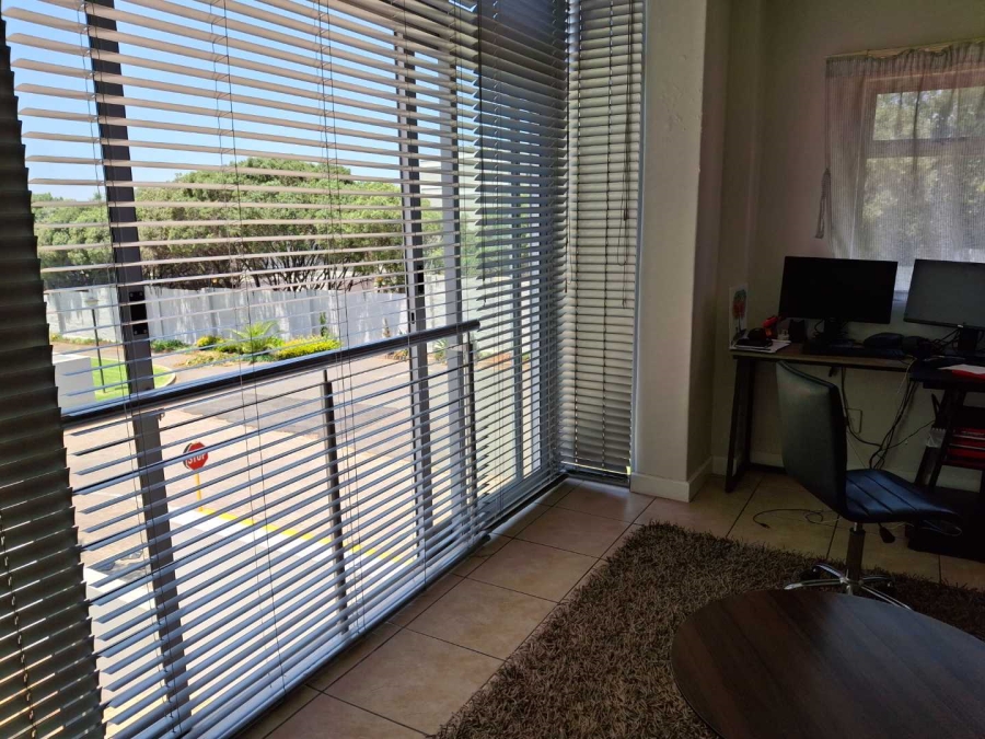 To Let 1 Bedroom Property for Rent in Morningside Gauteng