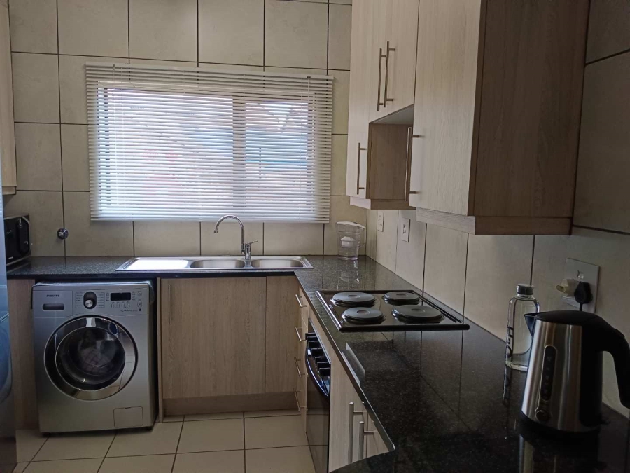 2 Bedroom Property for Sale in South Crest Gauteng