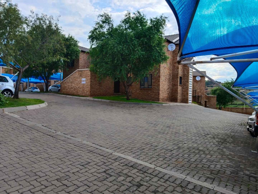 2 Bedroom Property for Sale in South Crest Gauteng