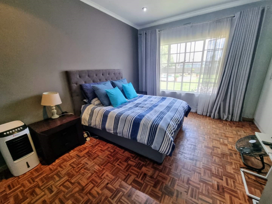 4 Bedroom Property for Sale in Brackenhurst Gauteng