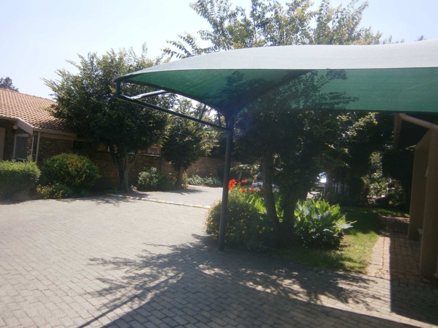 3 Bedroom Property for Sale in Brackendowns Gauteng