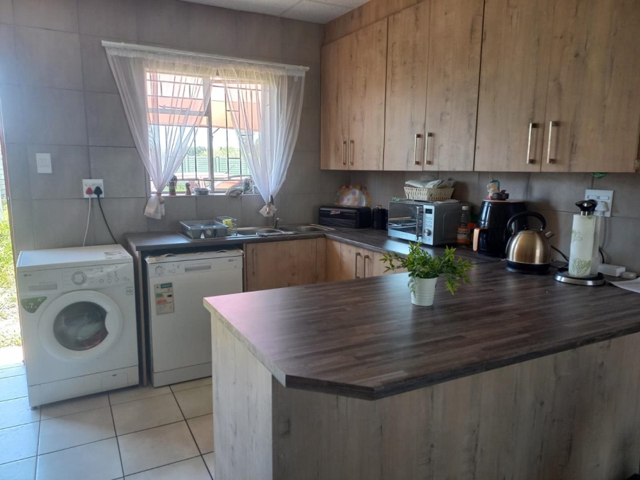 To Let 3 Bedroom Property for Rent in Riversdale Gauteng