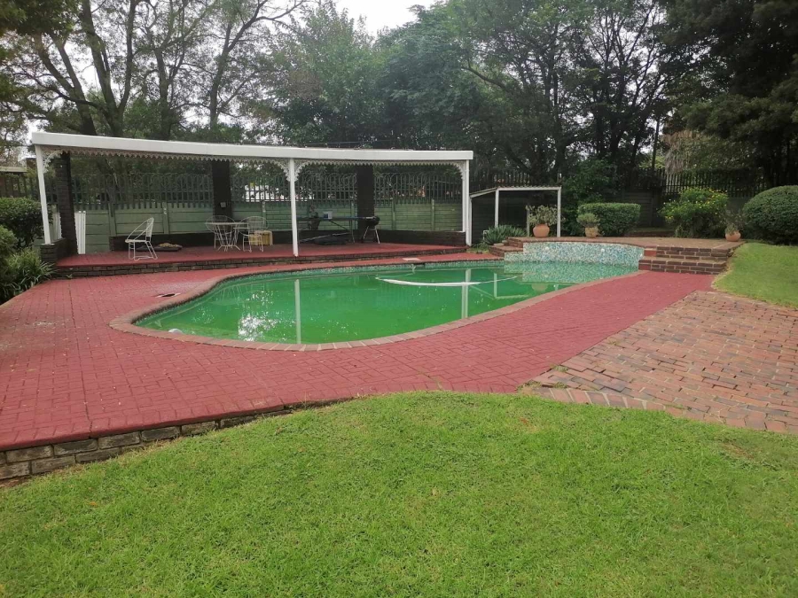 4 Bedroom Property for Sale in Selcourt Gauteng