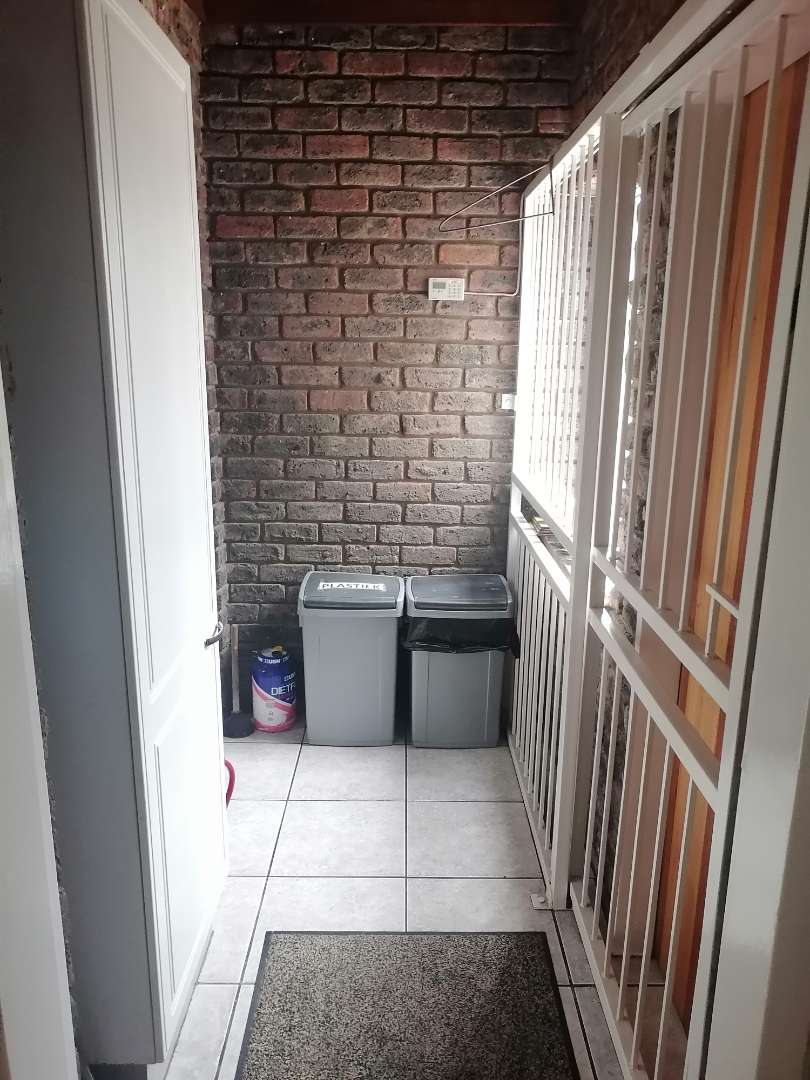 4 Bedroom Property for Sale in Selcourt Gauteng