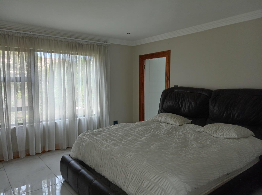 To Let 6 Bedroom Property for Rent in Kyalami Gauteng