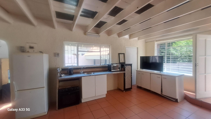 To Let 0 Bedroom Property for Rent in Buccleuch Gauteng