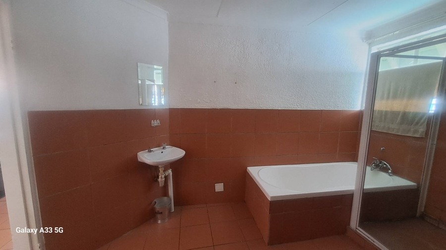 To Let 0 Bedroom Property for Rent in Buccleuch Gauteng