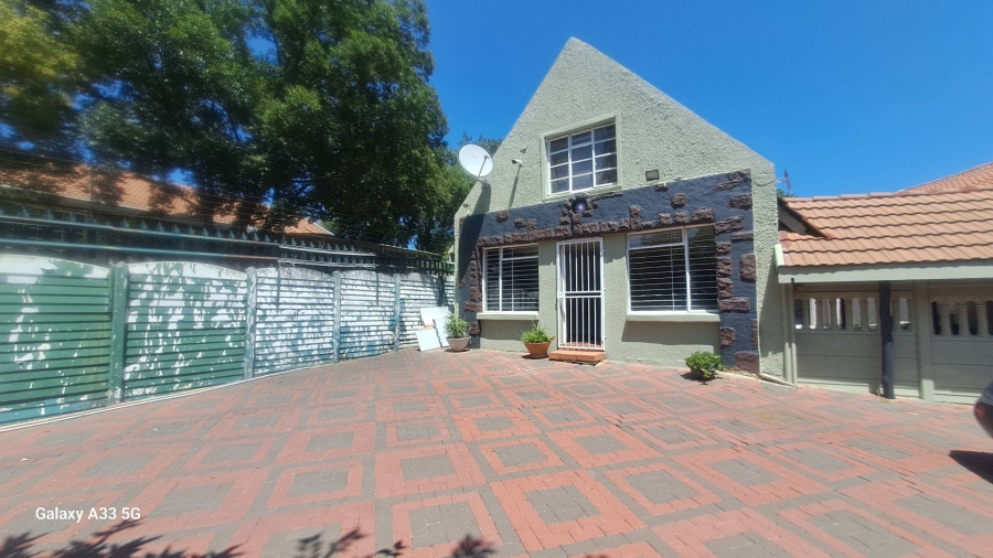 To Let 0 Bedroom Property for Rent in Buccleuch Gauteng