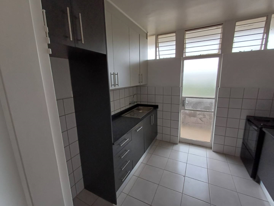 To Let 2 Bedroom Property for Rent in Honeyhills Gauteng