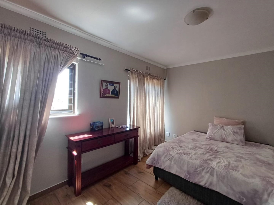 To Let 3 Bedroom Property for Rent in President Ridge Gauteng