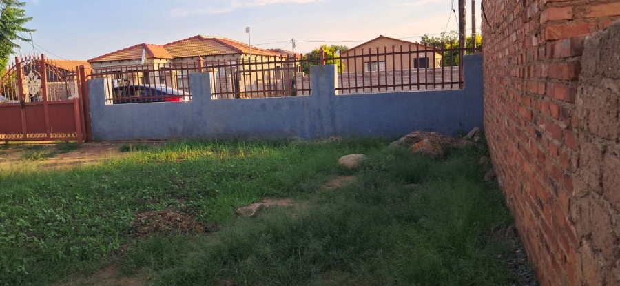 7 Bedroom Property for Sale in Soshanguve Gauteng