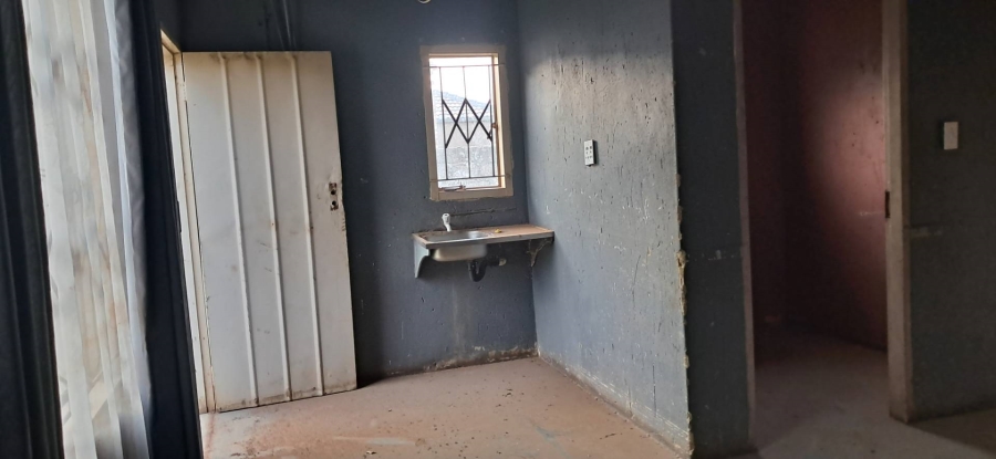 7 Bedroom Property for Sale in Soshanguve Gauteng