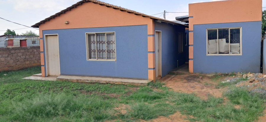 7 Bedroom Property for Sale in Soshanguve Gauteng