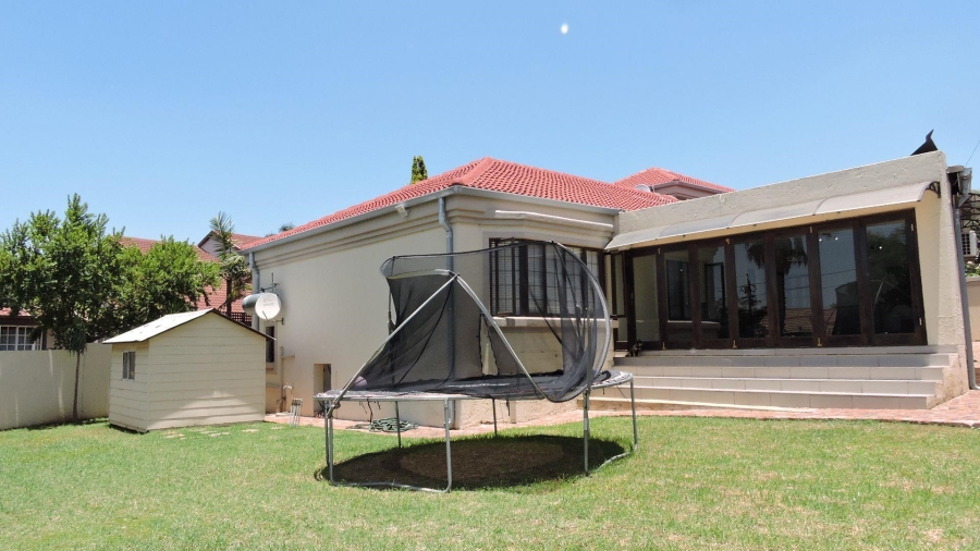 5 Bedroom Property for Sale in Moreleta Park Gauteng