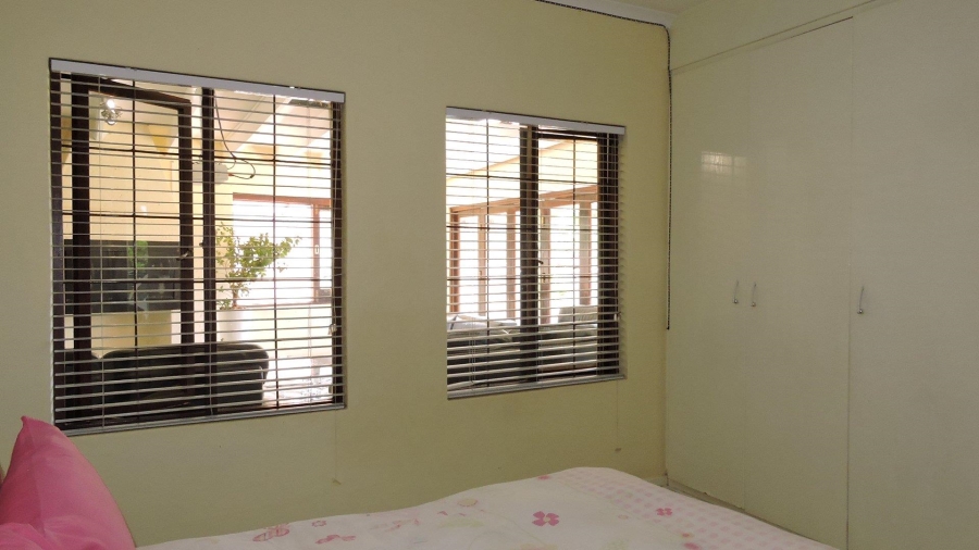 5 Bedroom Property for Sale in Moreleta Park Gauteng