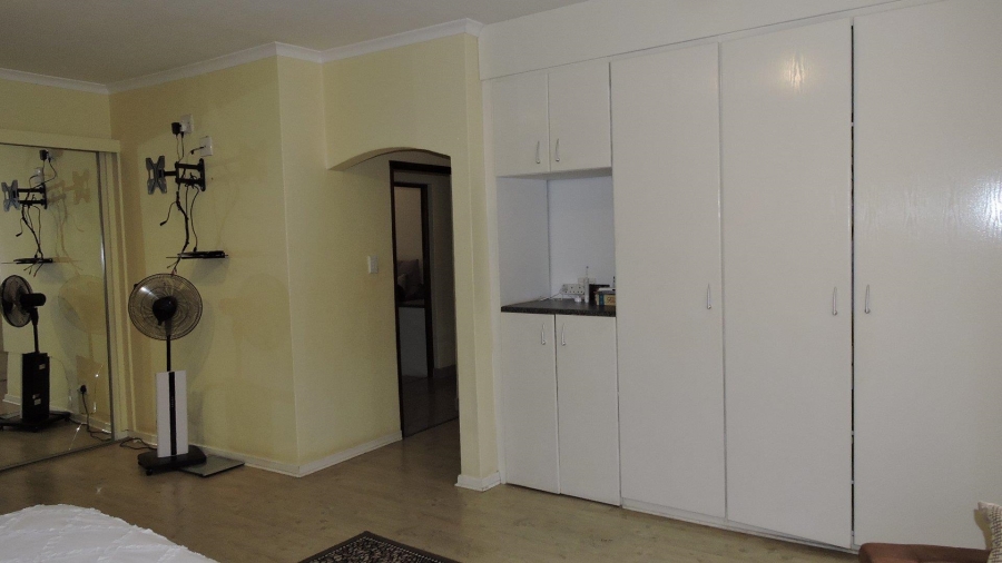 5 Bedroom Property for Sale in Moreleta Park Gauteng