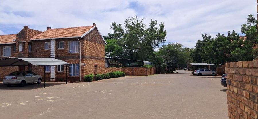 To Let 2 Bedroom Property for Rent in Clarina Gauteng