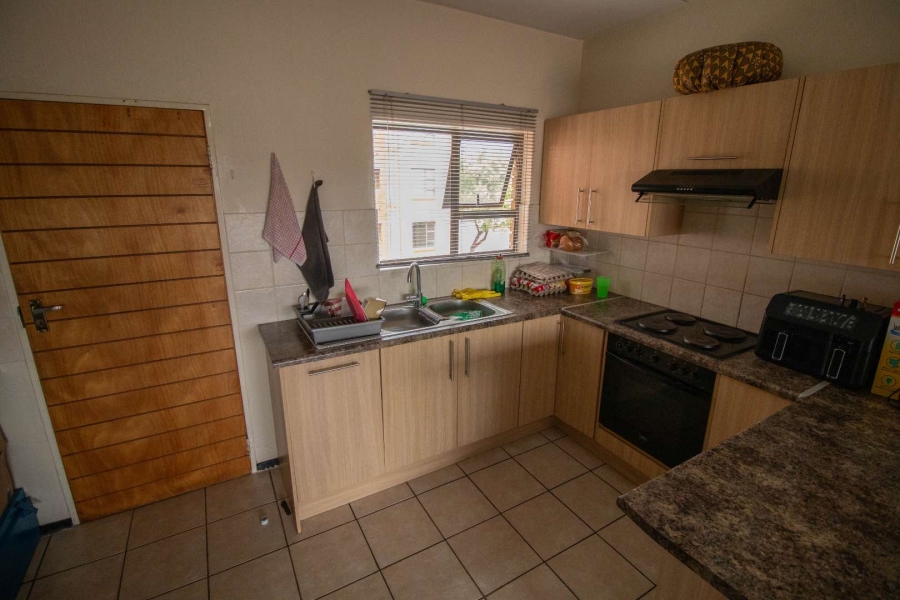 To Let 2 Bedroom Property for Rent in Randpark Ridge Gauteng