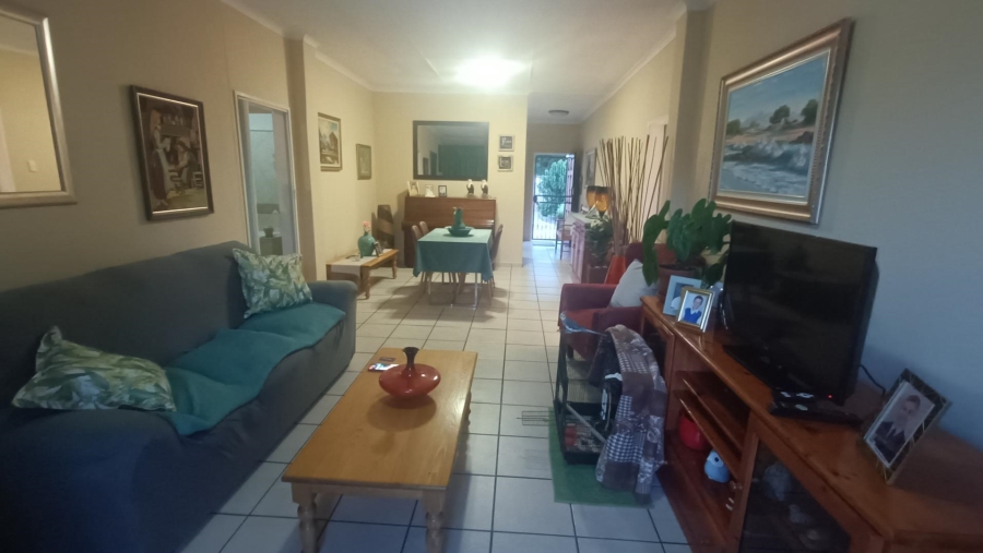 3 Bedroom Property for Sale in Bronberrick Gauteng