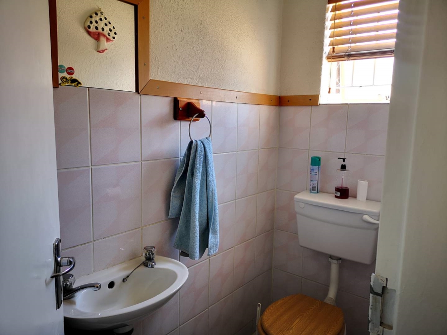 2 Bedroom Property for Sale in Lindbergh Park Gauteng