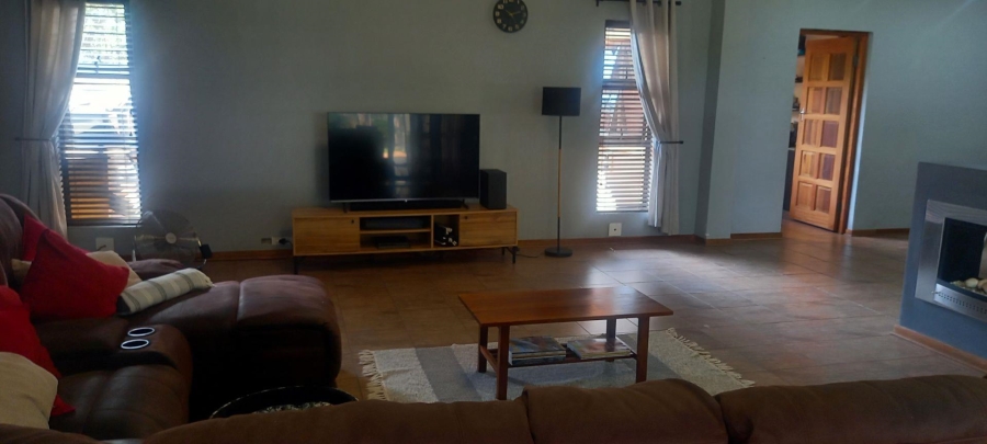 4 Bedroom Property for Sale in Brackenhurst Gauteng