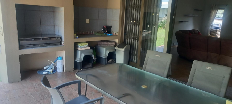 4 Bedroom Property for Sale in Brackenhurst Gauteng