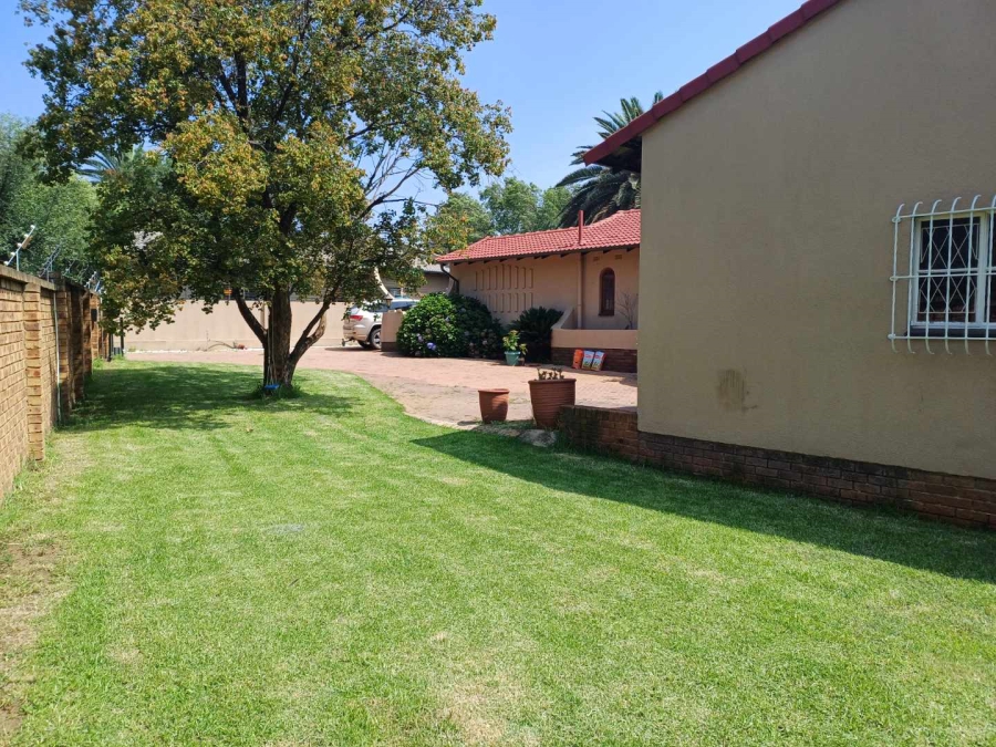 3 Bedroom Property for Sale in Brackenhurst Gauteng