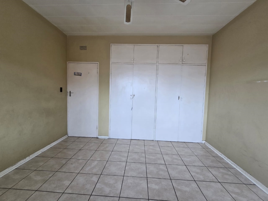 2 Bedroom Property for Sale in New Redruth Gauteng