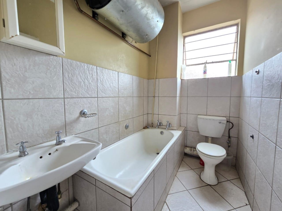 2 Bedroom Property for Sale in New Redruth Gauteng