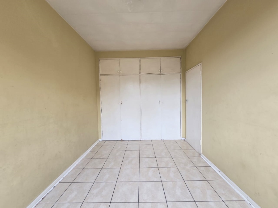 2 Bedroom Property for Sale in New Redruth Gauteng