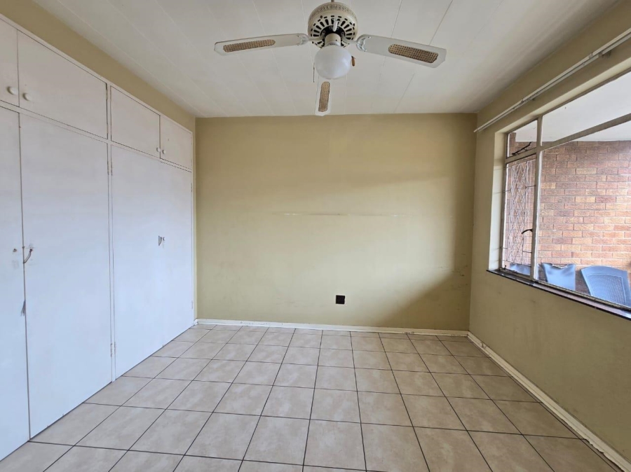 2 Bedroom Property for Sale in New Redruth Gauteng