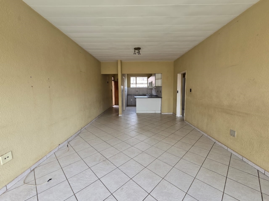 2 Bedroom Property for Sale in New Redruth Gauteng