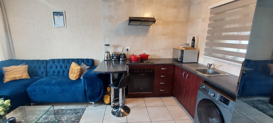 1 Bedroom Property for Sale in Aeroton Gauteng