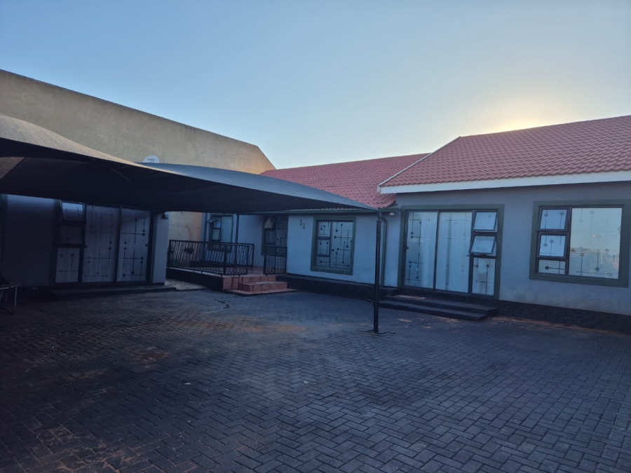 5 Bedroom Property for Sale in Eldorado Gauteng