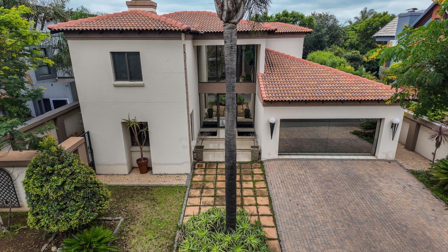 5 Bedroom Property for Sale in Beyerspark Gauteng