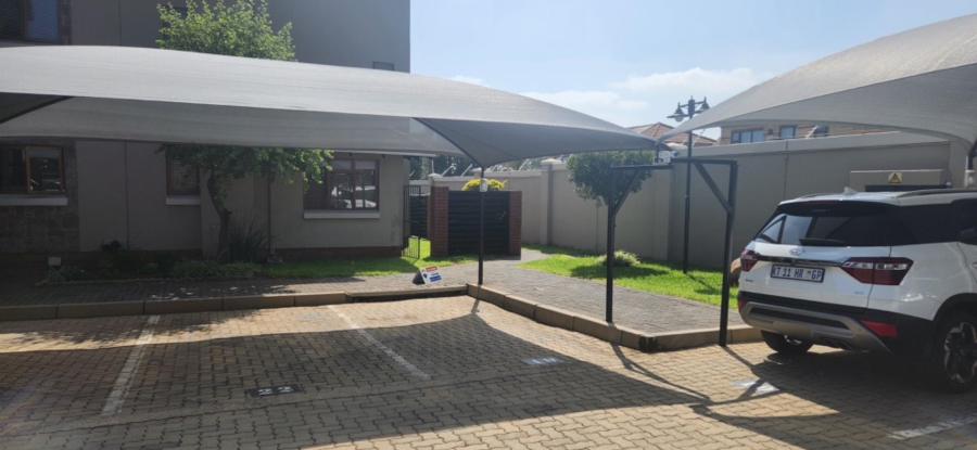 2 Bedroom Property for Sale in Meyersdal Gauteng