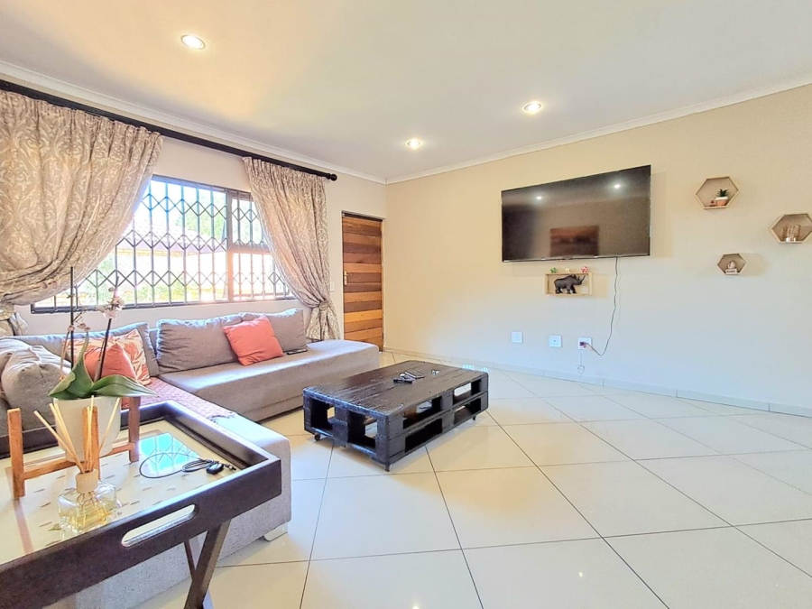 3 Bedroom Property for Sale in Raceview Gauteng