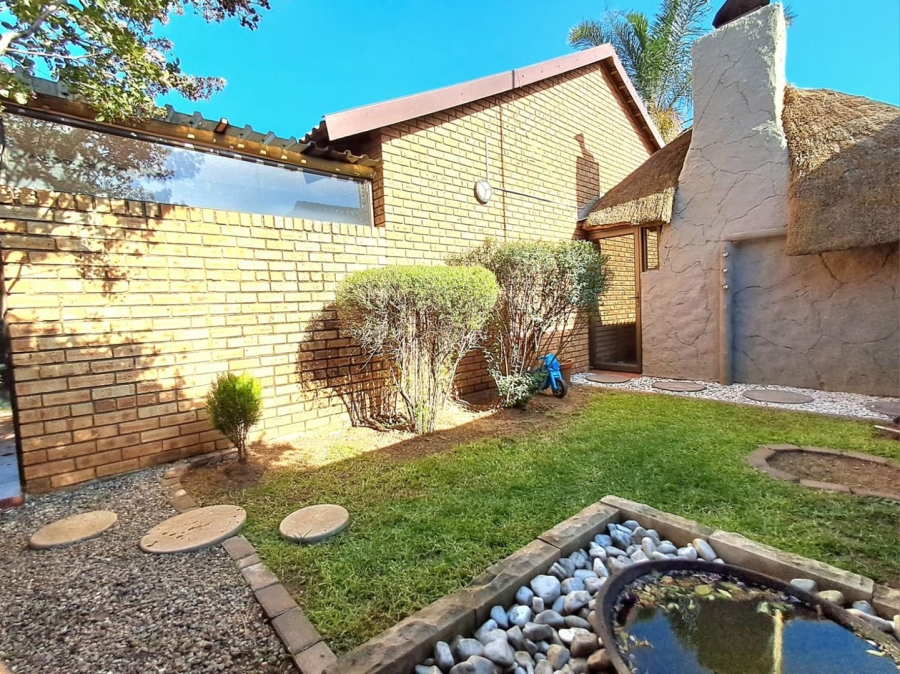 3 Bedroom Property for Sale in Raceview Gauteng