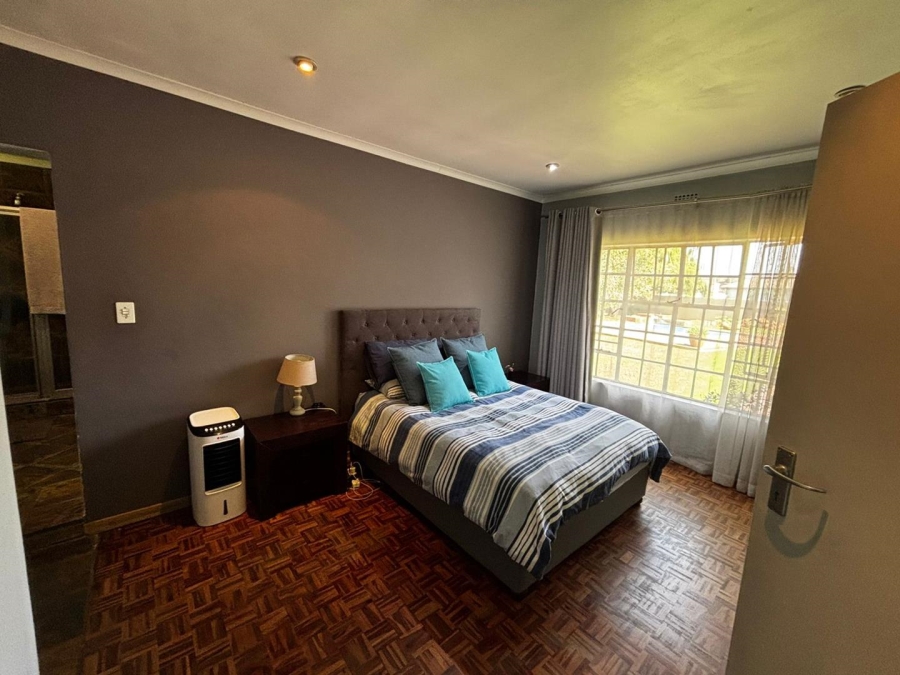 4 Bedroom Property for Sale in Brackenhurst Gauteng