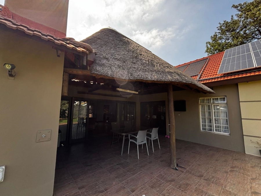 4 Bedroom Property for Sale in Brackenhurst Gauteng