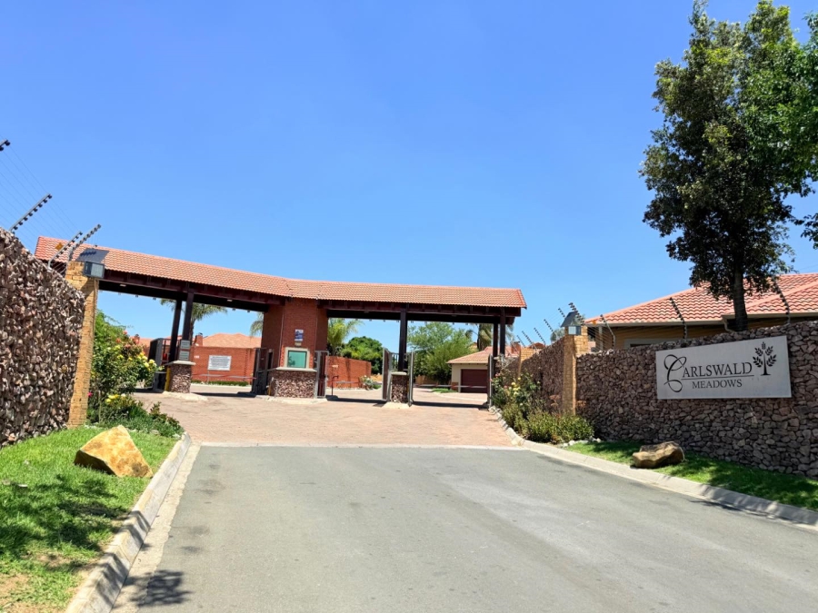 2 Bedroom Property for Sale in Carlswald Meadows Gauteng