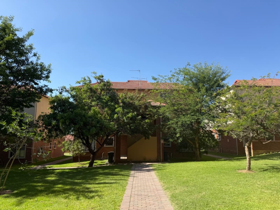 2 Bedroom Property for Sale in Carlswald Meadows Gauteng