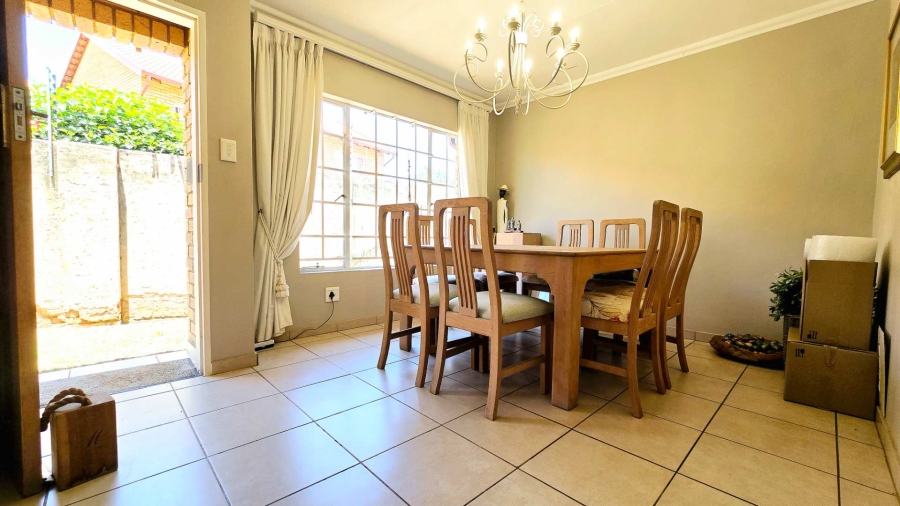 3 Bedroom Property for Sale in Equestria Gauteng