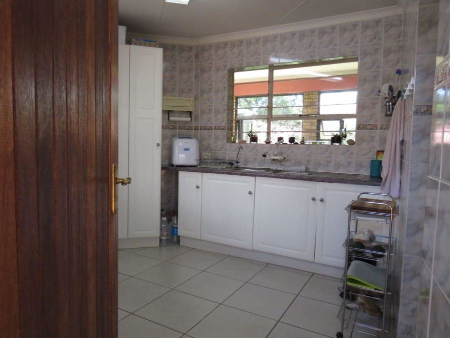 4 Bedroom Property for Sale in Edleen Gauteng