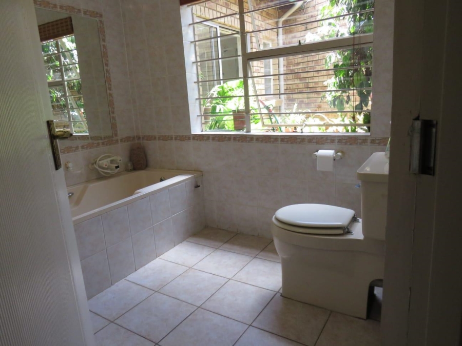 4 Bedroom Property for Sale in Edleen Gauteng