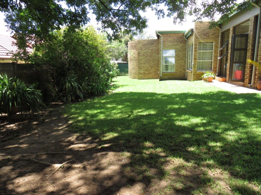 4 Bedroom Property for Sale in Edleen Gauteng