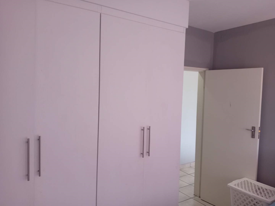 2 Bedroom Property for Sale in Pretoria North Gauteng