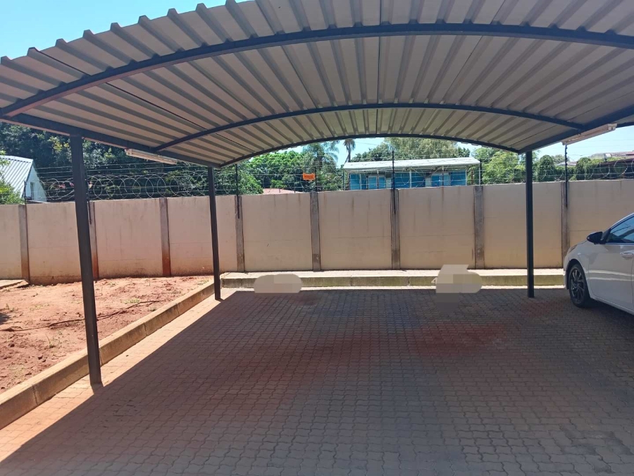 2 Bedroom Property for Sale in Pretoria North Gauteng